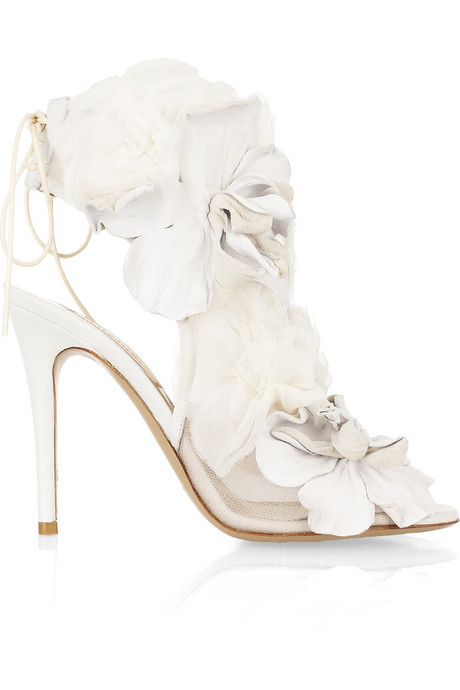 Valentino-Leather-and-Tulle-Embellished-Mesh-High-Heel-Bridal-Shoes-side-view-50f441eae7799 A Breathtaking Collection of White Bridal Shoes for Your Wedding Day