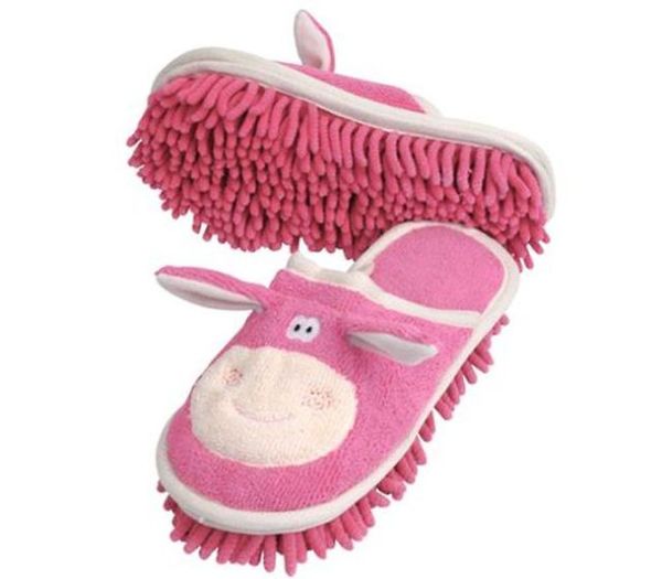 Funny slippers with new shapes that look like keyboards, monsters and mops for cleaning your home while walking