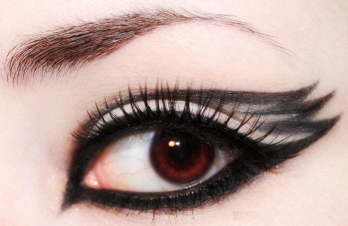 black-eyes-makeup-6-1024x667