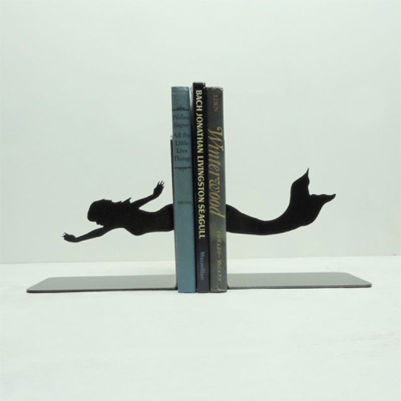 bookends12 15 Fascinating & Unusual Christmas Presents