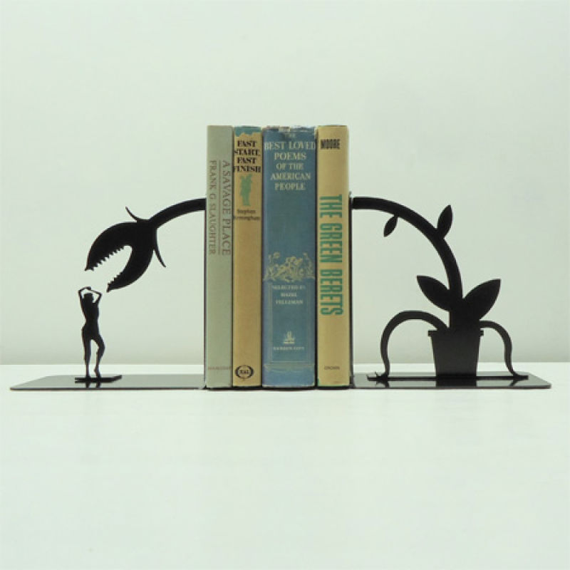 15 Fascinating & Unusual Christmas Presents 71 bookends17