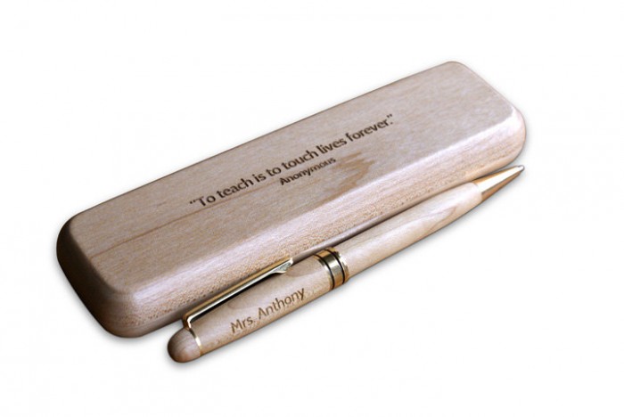 10 Retirement Gift Ideas for Women 16 il_fullxfull.316922830