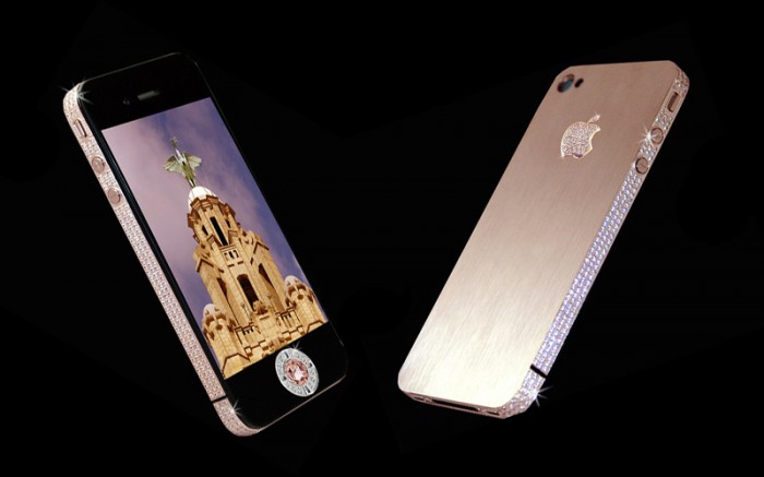 iphone-4-diamond-rose 50 Fascinating & Luxury Diamond Mobile Covers for Your Mobile
