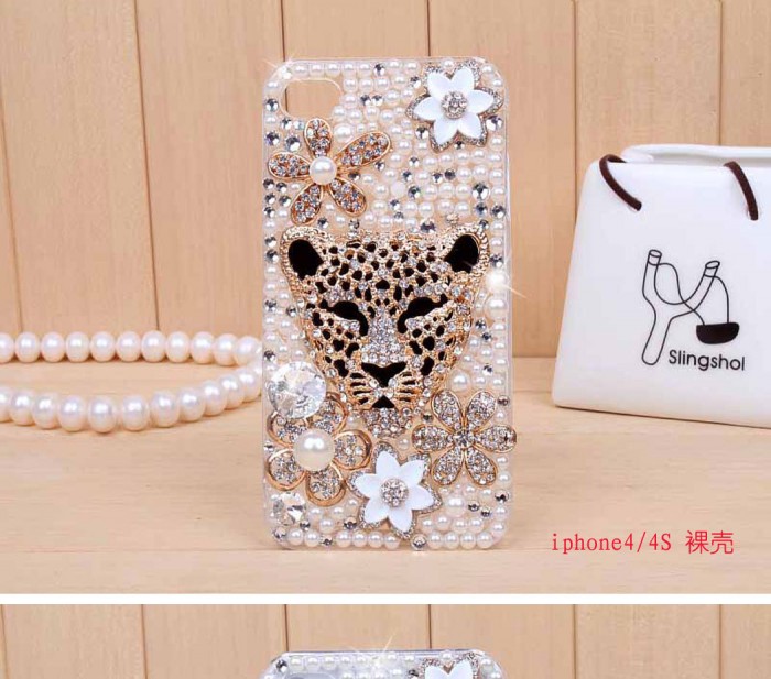 iphone4s-5-leopard-head-diamond-mobile-phone-shell-mobile-phone-shell-cell-phone-protective-cover-an-apple 50 Fascinating & Luxury Diamond Mobile Covers for Your Mobile