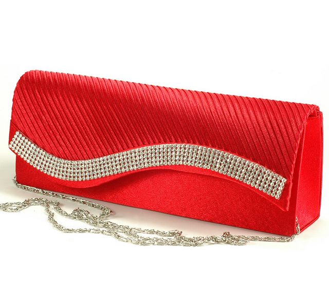 Stunning evening purses and clutch bags for your mother-in-law to complement her look while attending an evening occasion