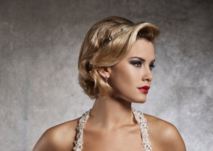 short-wedding-hairstyles-of-2012 50 Dazzling & Fabulous Bridal Hairstyles for Your Wedding