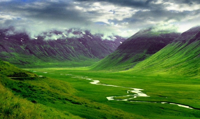 Adventure Travel Destinations to Enjoy an Unforgettable Holiday 16 1iceland
