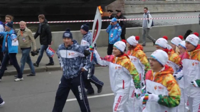 2014_Winter_Olympics_torch_relay_Moscow.ogv The Countdown to Sochi 2014 Winter Olympics Has Started