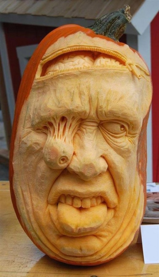 Pumpkin-sculptures-5 65+ Most Creative Pumpkin Carving Ideas for a Happy Halloween