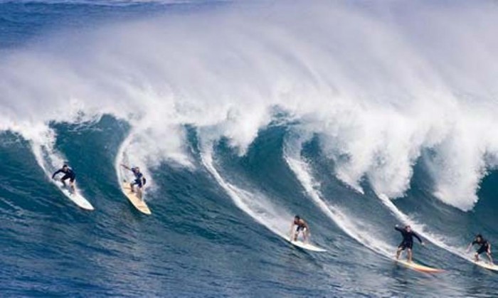 Surf-Beachs-in-Australia 70 Stunning & Thrilling Photos for the Biggest Waves Ever Surfed