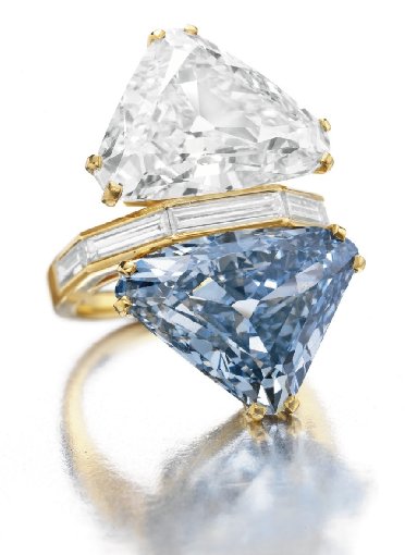 Top 10 Most Expensive Women's Wedding Rings 12 The Bulgari Blue Ring Top 10 Most Expensive Women's Wedding Rings - 12