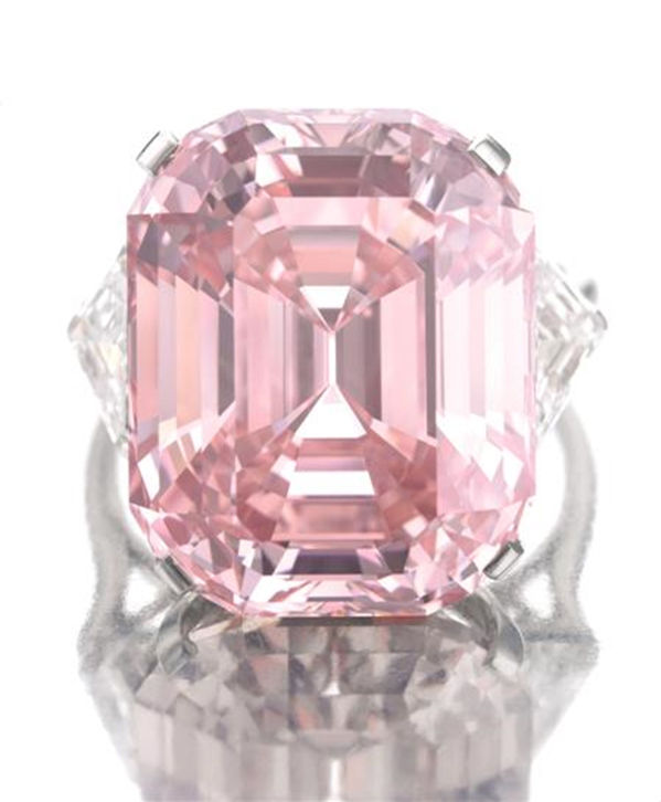 Top 10 Most Expensive Women's Wedding Rings 7 The Graff Pink Top 10 Most Expensive Women's Wedding Rings - 7
