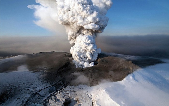 Volcanoes-in-Iceland Adventure Travel Destinations to Enjoy an Unforgettable Holiday