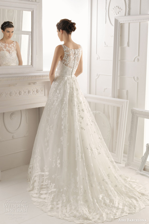 aire-barcelona-2014-bridal-oest-sleeveless-wedding-dress
