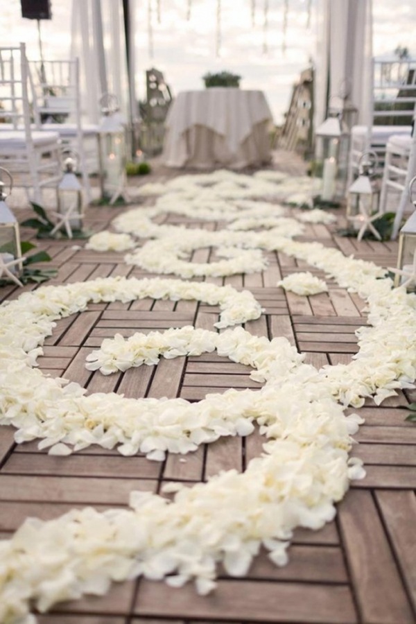 aisle-petals-wedding-ceremony-3 47+ Creative Wedding Ideas to Look Gorgeous & Catchy on Your Wedding