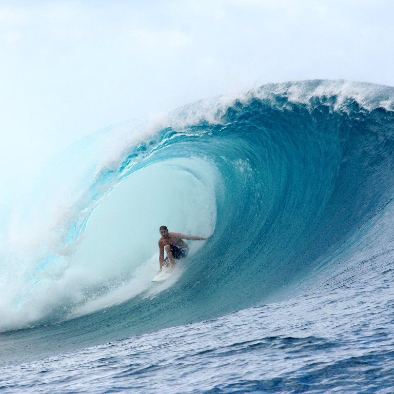 70 Stunning & Thrilling Photos for the Biggest Waves Ever Surfed 27 big-wave-surfing-hdsurfing-hd-wallpapers-widescreen-ultra-hd-wallpapers-kbanhfkd