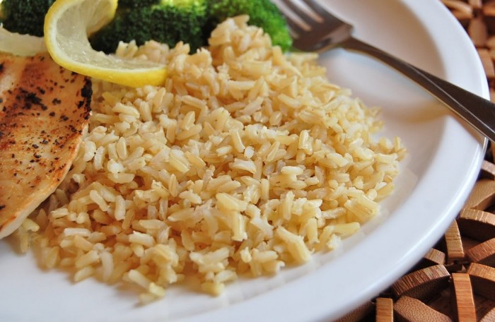 broccoli-lemon-salmon-brown-rice Do You Want to Lose Weight? Eat These 25 Superfoods
