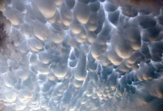 Have You Ever Seen These Stunning Clouds With Mammae