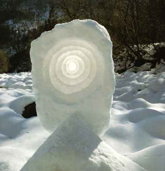 gold_snowslbcircles Stunning Snow Rollers that Are Naturally & Rarely Formed