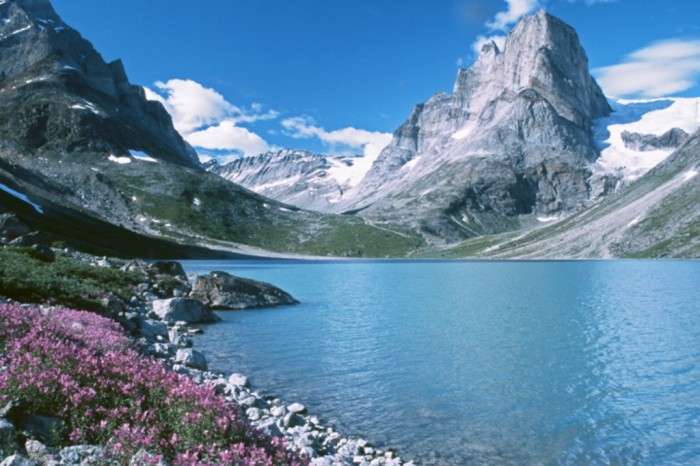 Adventure Travel Destinations to Enjoy an Unforgettable Holiday 49 greenland-lake