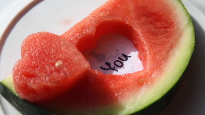Watermelon It is rich in water which makes you feel full for a long time without consuming large amount of calories.