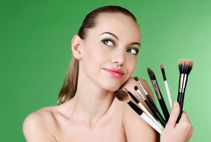 men_think_makeup3 Learn How To Choose Colors Of Makeup Which Suits Your Skin Tone