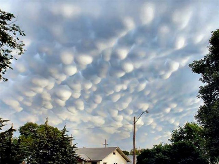 Have You Ever Seen These Stunning Clouds with Mammae? 21 more_mammatus_clouds1