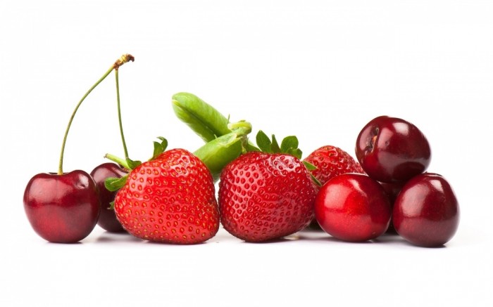 strawberries-cherries-1920x1200 Do You Want to Lose Weight? Eat These 25 Superfoods