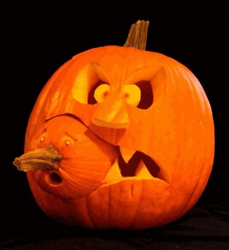 60+ Most Creative Pumpkin Carving Ideas for a Happy Halloween 38 two-parts-pumpkin-carving-layouts-920x1006