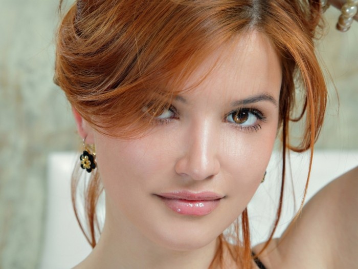 1400x1050 Wallpaper girl, face, make-up