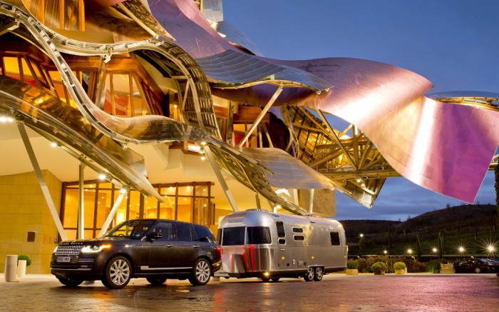 Top 30 World's Weirdest Hotels ... Never Seen Before! 58 2013-Land-Rover-Range-Rover-and-Airstream-Static-Marques-de-Riscal-Hotel-1920x1200