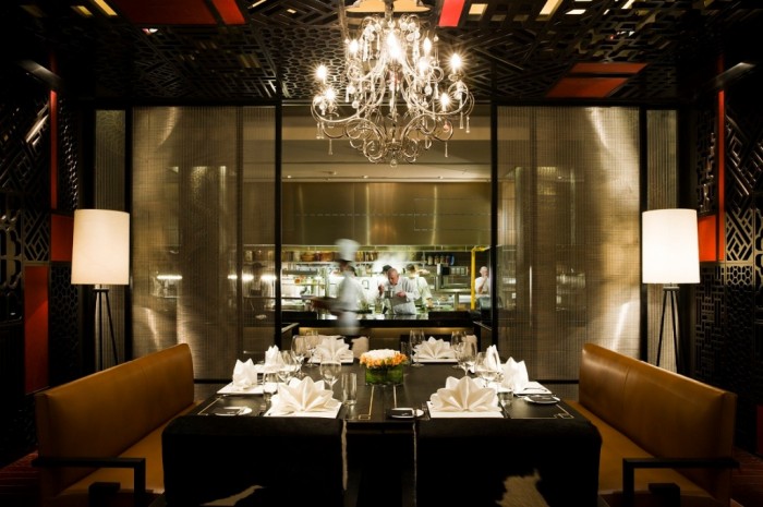 Do You Dream of Starting and Running Your Own Restaurant Business? 31 5. DINING AREA 1