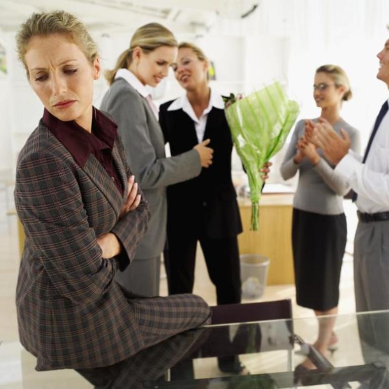 57301551 Tips to Control the Annoying Jealousy Among Co-workers at Workplace!!