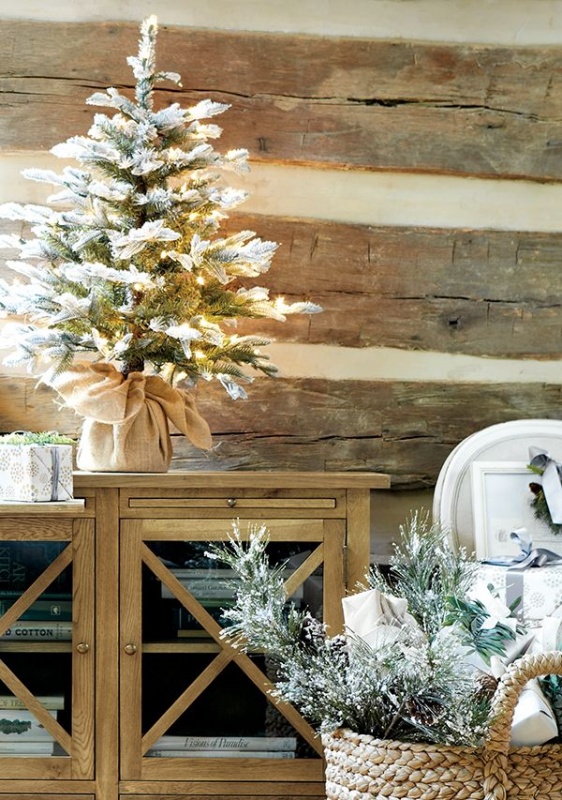 600White-Christmas-decoration-ideas-small-tree-and-basket 79 Amazing Christmas Tree Decorations