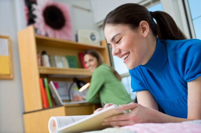 Do You Know How to Choose the Best College or University for You? 20 83406369 (1)