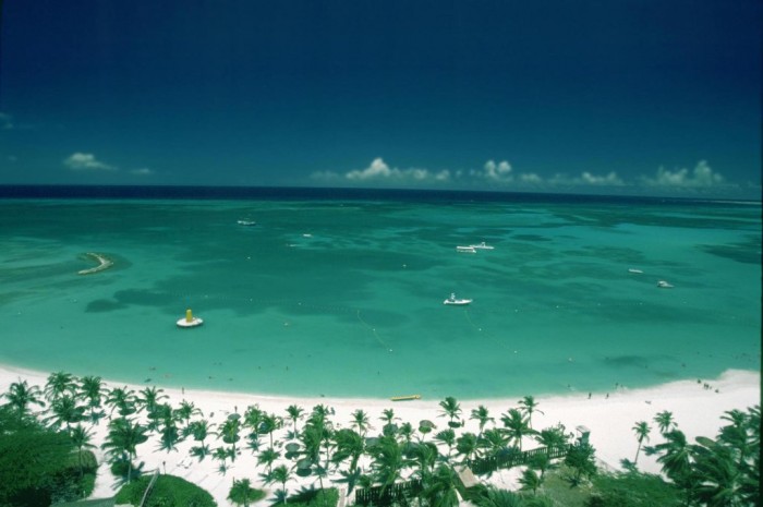 Top 10 Romantic Vacation Spots for Couples to Enjoy Unforgettable Time 27 Aruba.