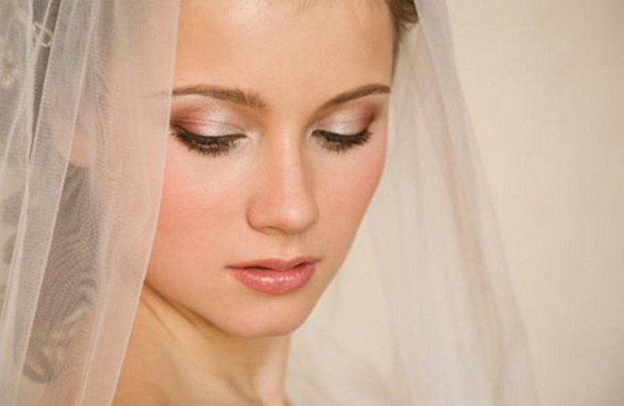 Best-natural-bridal-makeup Differences between Engagement & Wedding Make-up, What Are They?