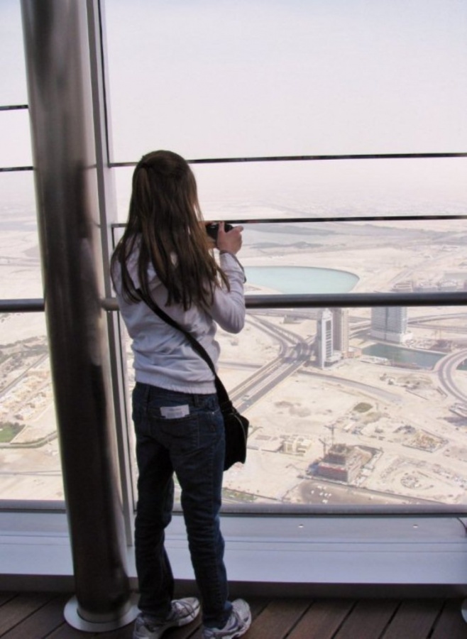 Burj-Khalifa-Dubai-viewing-deck