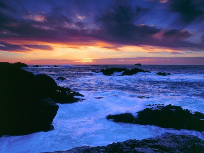 Top 10 Romantic Vacation Spots for Couples to Enjoy Unforgettable Time 37 Carmel_Coast_Sunset_California2