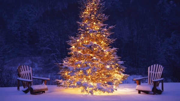 Christmas-Tree-Snow-Decorations-Wallpaper-HD-1280x720 79 Amazing Christmas Tree Decorations