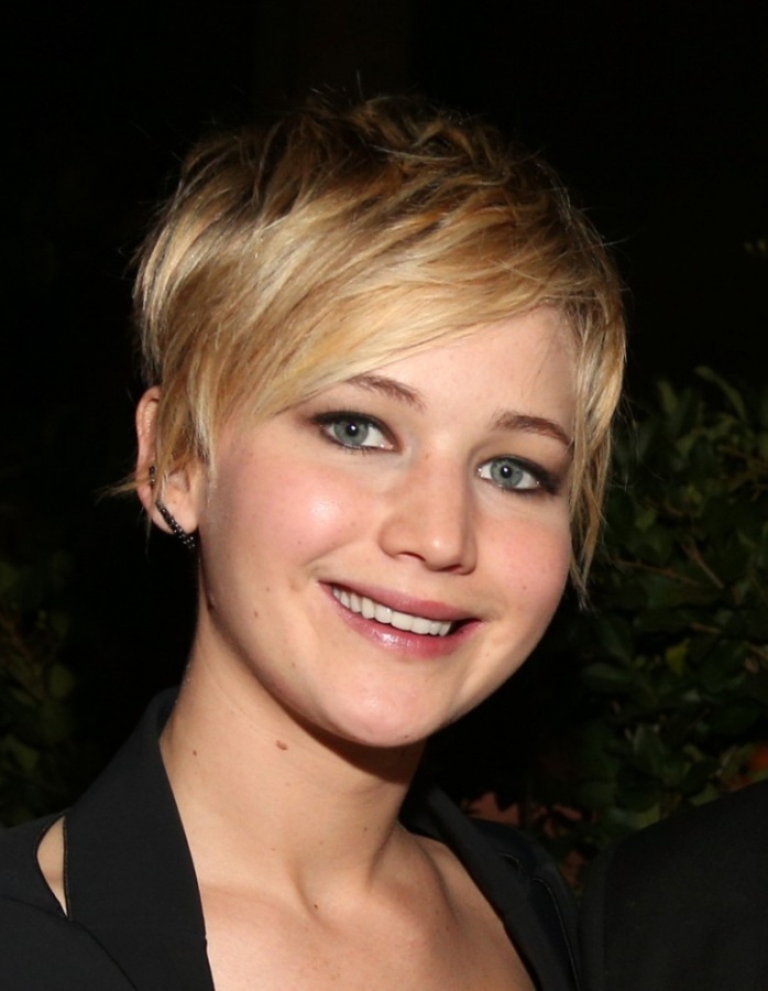 Jennifer+Lawrence+pixie 20 Worst Celebrities Hairstyles