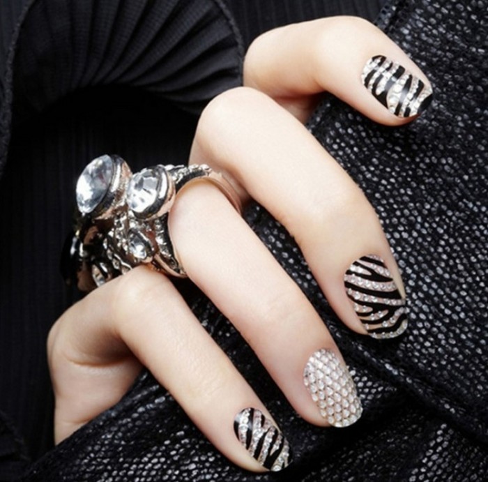 Top 10 Latest Beauty Trends That You Should Try 43 $(KGrHqJHJ!4FJRFWOqdfBSVoi-DNyw~~60_3