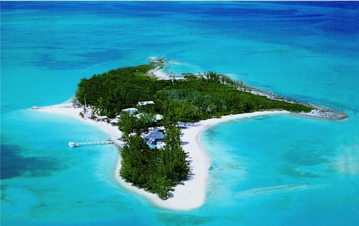 Top 10 Romantic Vacation Spots for Couples to Enjoy Unforgettable Time 54 Negril-Jamaica-Beach-7