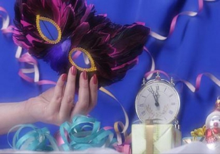 New Year's Party Theme Ideas For Adults2