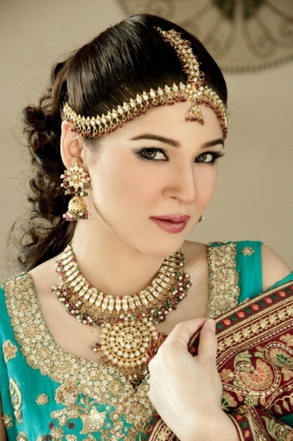 Pakistani bridal make up pictures. (4)