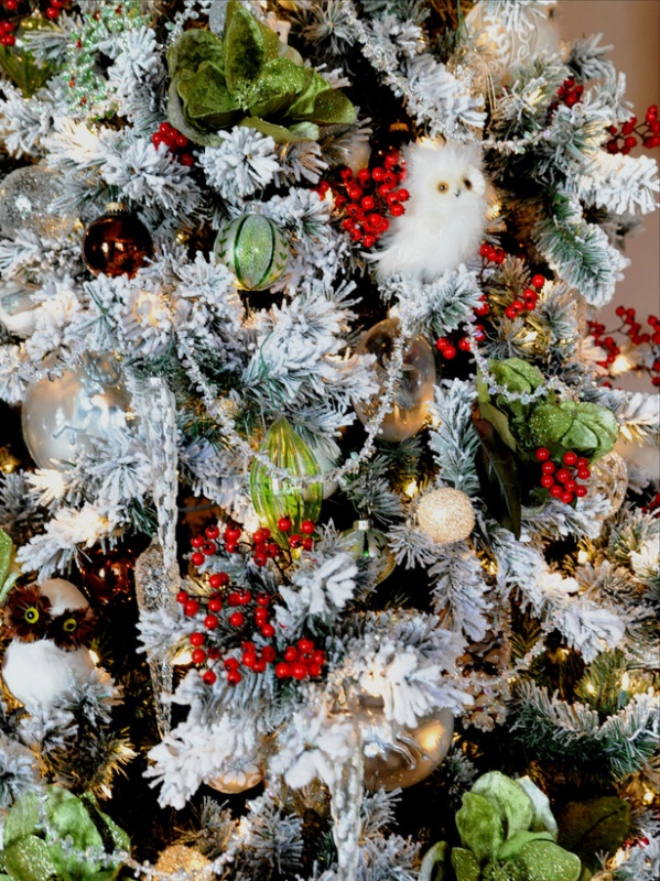 RMS_barbara-ann-Christmas-Tree-Woodland-Creatures-close-up_s3x4_lg 79 Amazing Christmas Tree Decorations