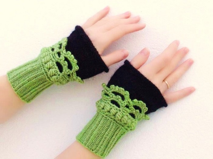 best-green-fingerless-crochet-mittens