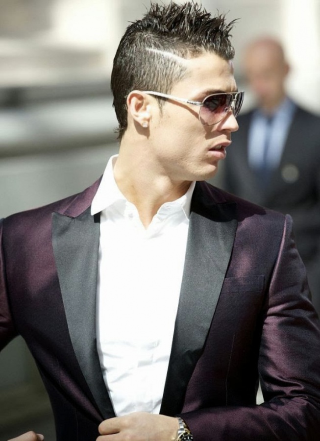 Cristiano Ronaldo's hairstyle 