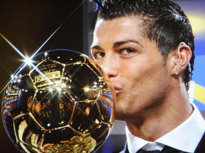 Cristiano Ronaldo the Best Football Player & the Greatest of All Time 21 cristiano-ronaldo-remportera-nouveau-ballon_94418