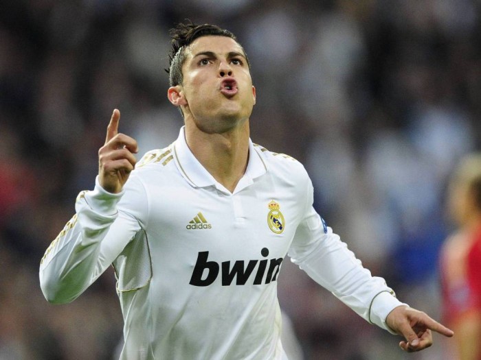 cristiano-ronaldo-wallnen_325290 Cristiano Ronaldo the Best Football Player & the Greatest of All Time